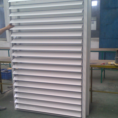 Hollow flat shutters