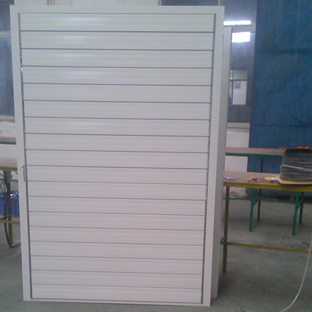 Hollow flat shutters